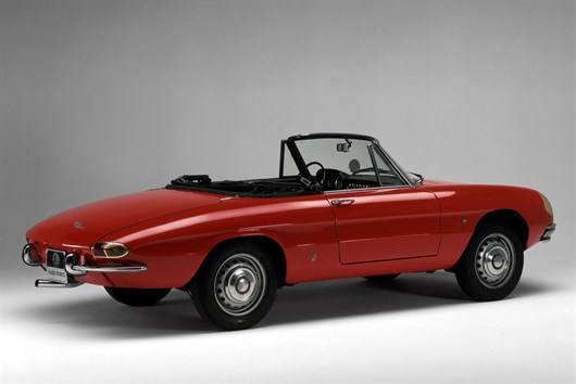 Alfa Romeo Spider Duetto (1)