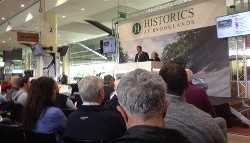 Historics Ascot Crowd During Sale