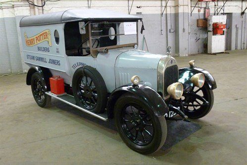 Morris Commercial Builders Van  1923 Brightwells