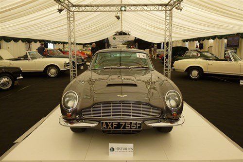 Aston Martin DB6 1967 Front Historics