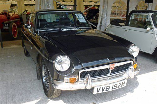 MGBGT V8 1974 F34 Historics (1)