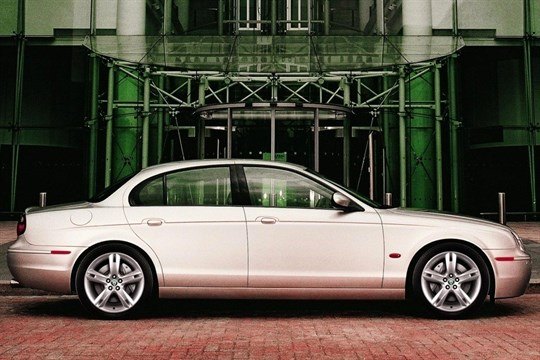 Jaguar S-type (3)