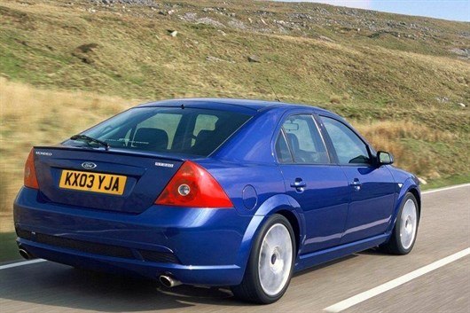 Ford Mondeo ST220 (2)