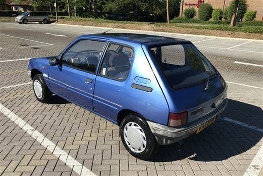 Peugeot 205 (3)
