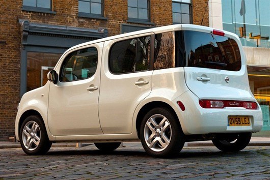 Nissan Cube (2)