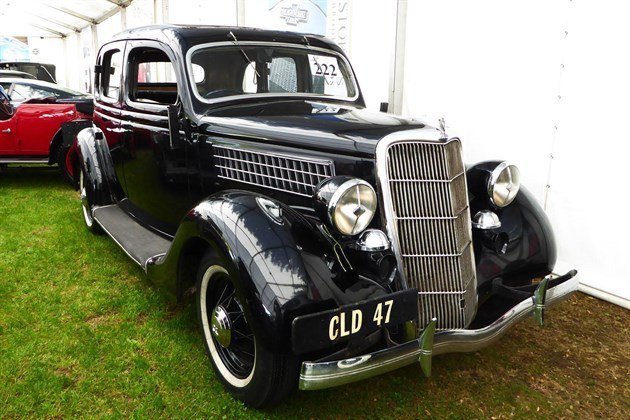 Ford Model 48 1935 2 Historics (1)