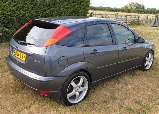 Ford Focus ST (1)-001