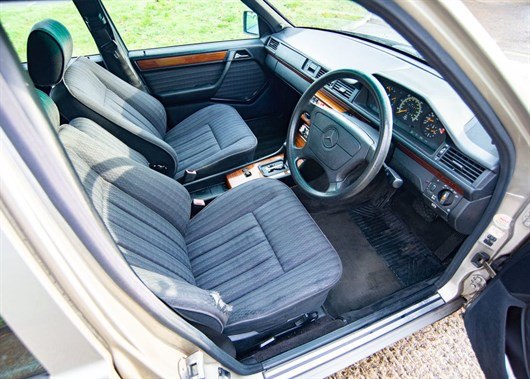 Mercedes W124 Estate (4)